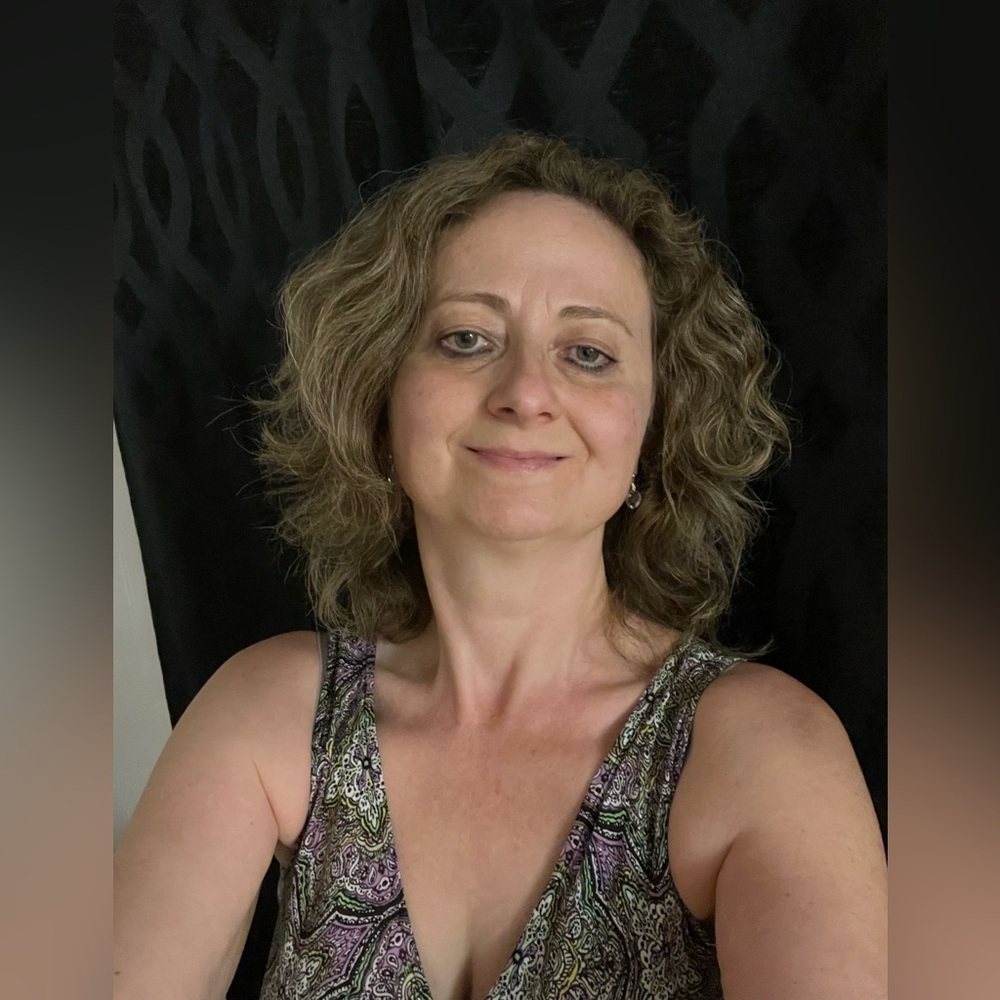 Meet your Posher, Nadia